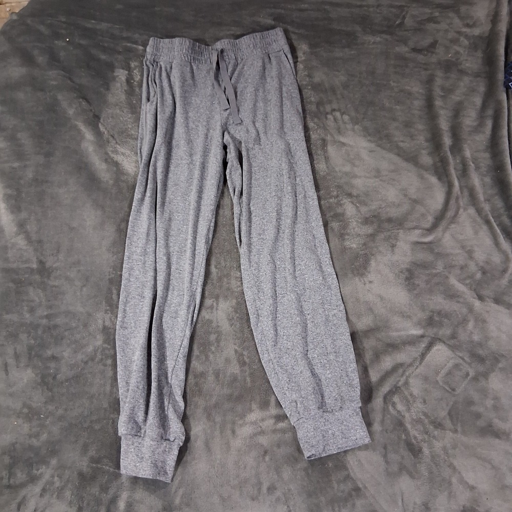 Halara Size M Joggers Light Gray Drawstring Waist Pockets Sweatpants Booty Shape